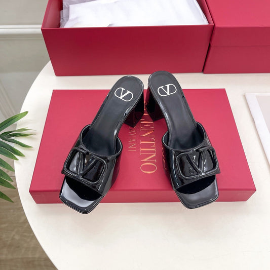Vlogo 60 Patent Sandal Black Leather