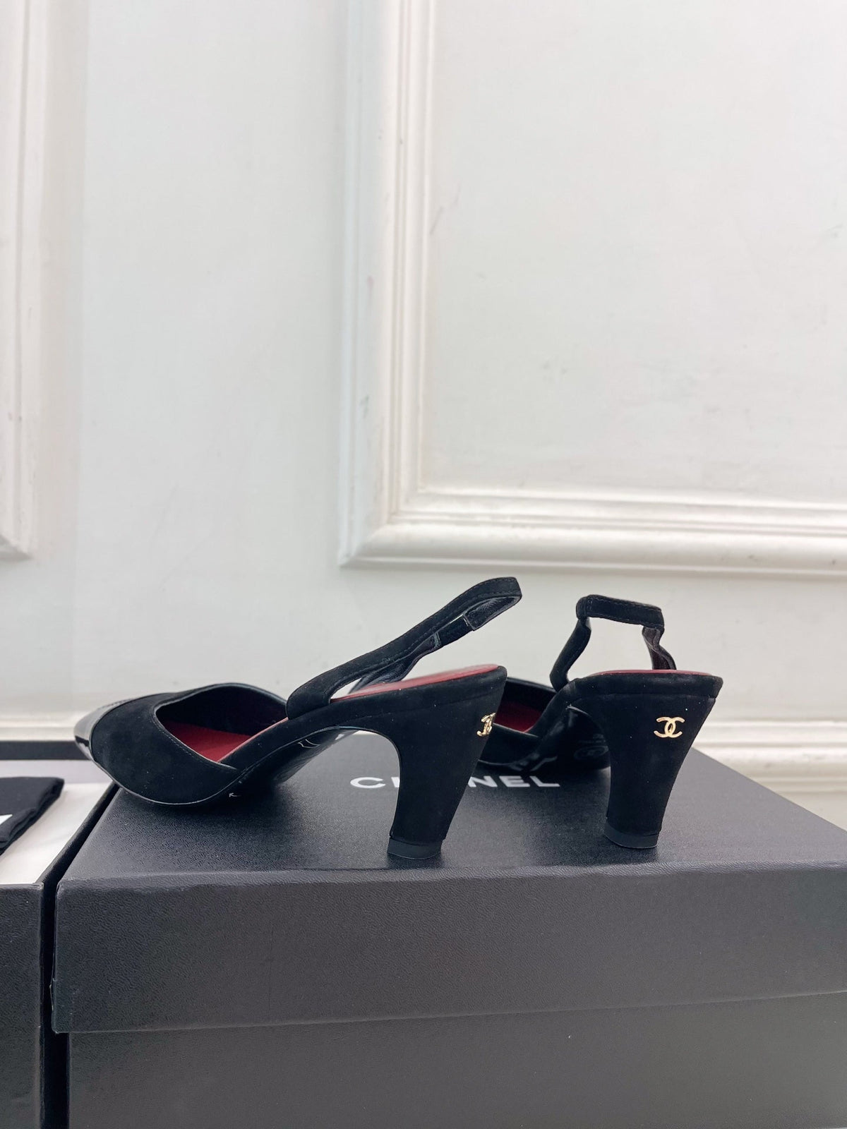 CC 26s Square Toe Slingback 6.5cm Black Suede Leather 946912