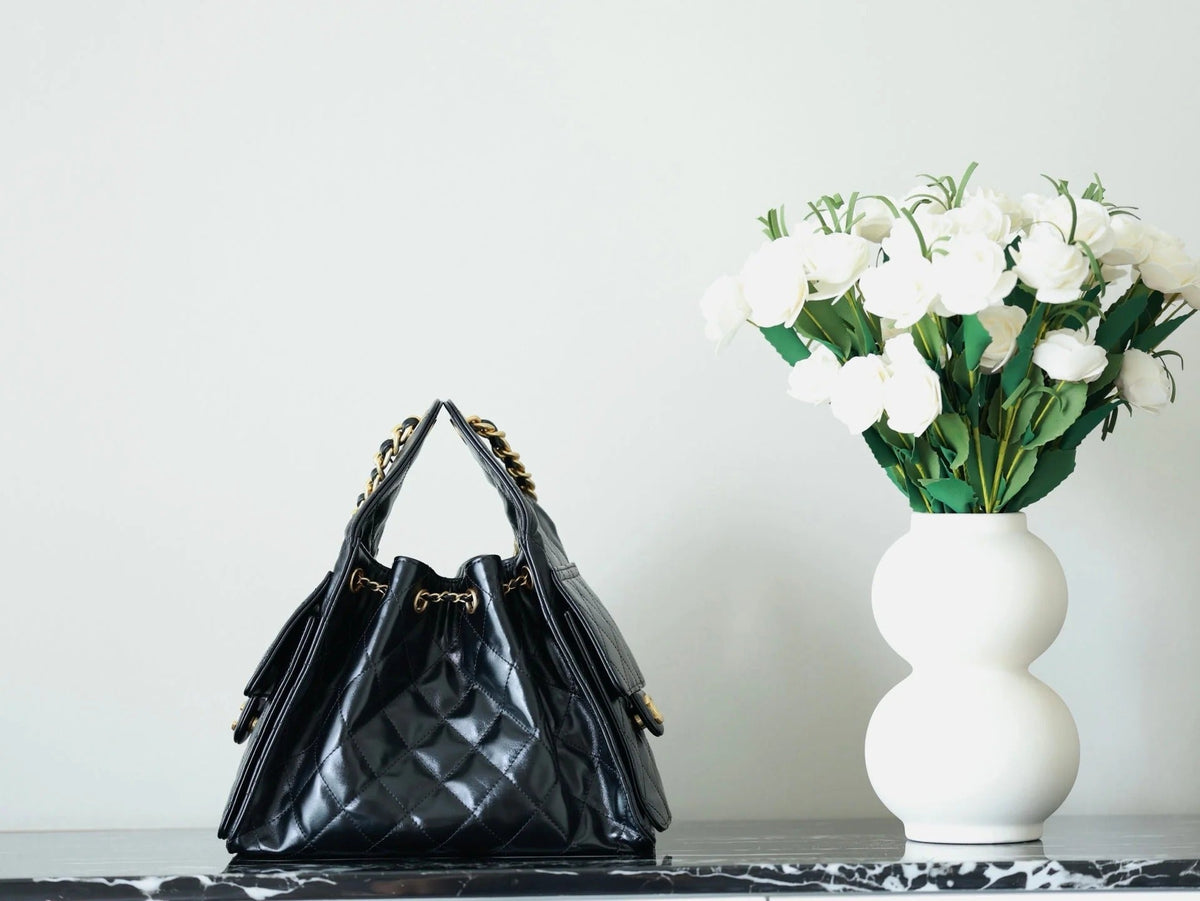 CHANEL 25S HOBO BAG 30 CM IN BLACK LIGHT GLOSSY LEATHER WITH GOLD HARDWARE