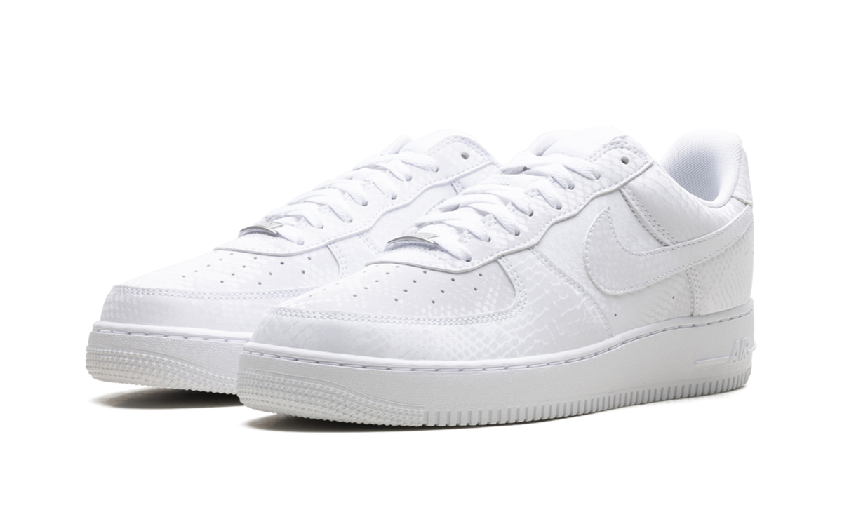 Air Force 1 Low "Kobe Bryant - Triple White" IB0018 100