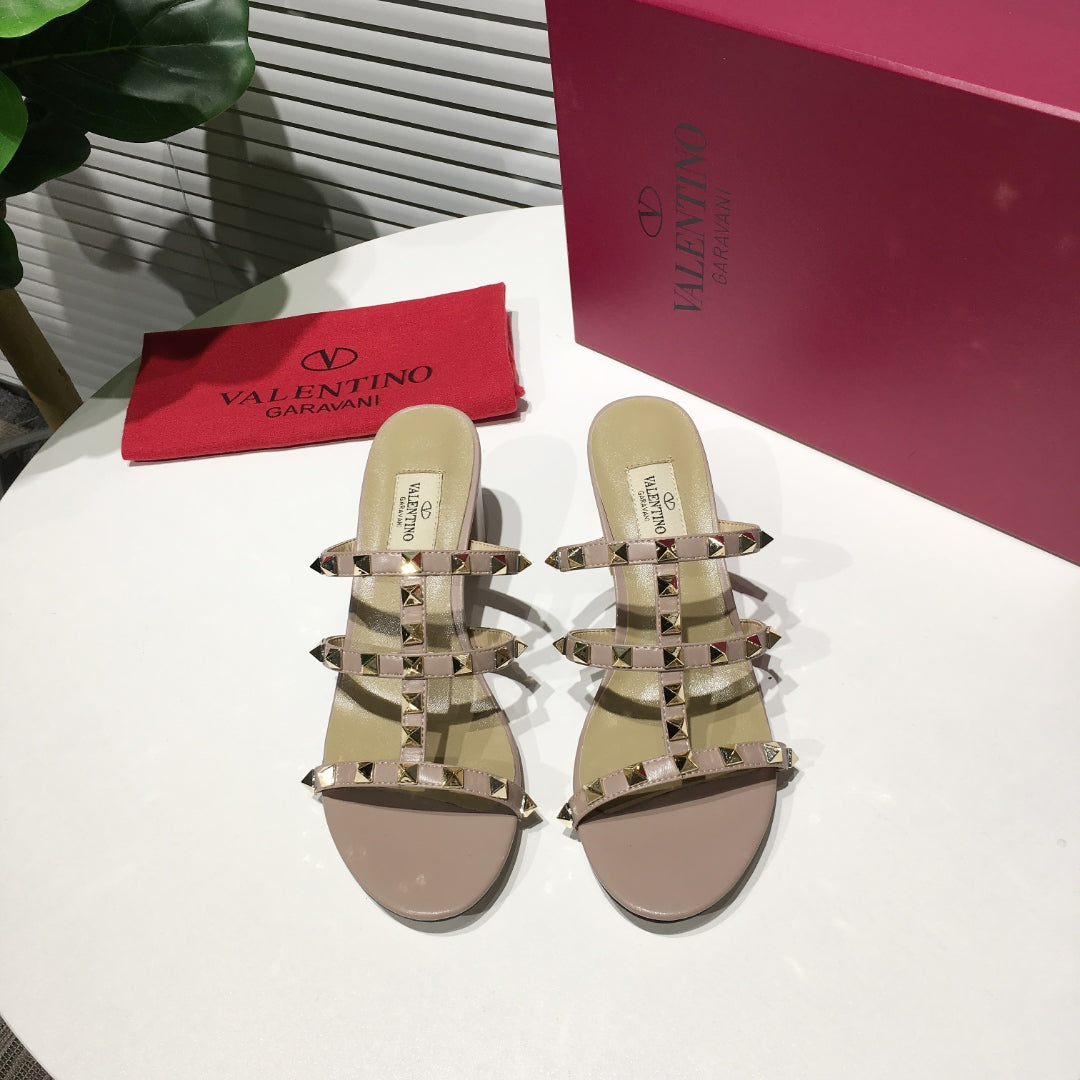 Valentino Rockstud Slide Sandal Leather 239516
